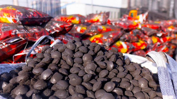 2025-2026 оны галлагааны улиралд хагас коксон түлш болон хийн түлш нэвтрүүлснээр агаарын бохирдол 30-35 хувь буурсан.